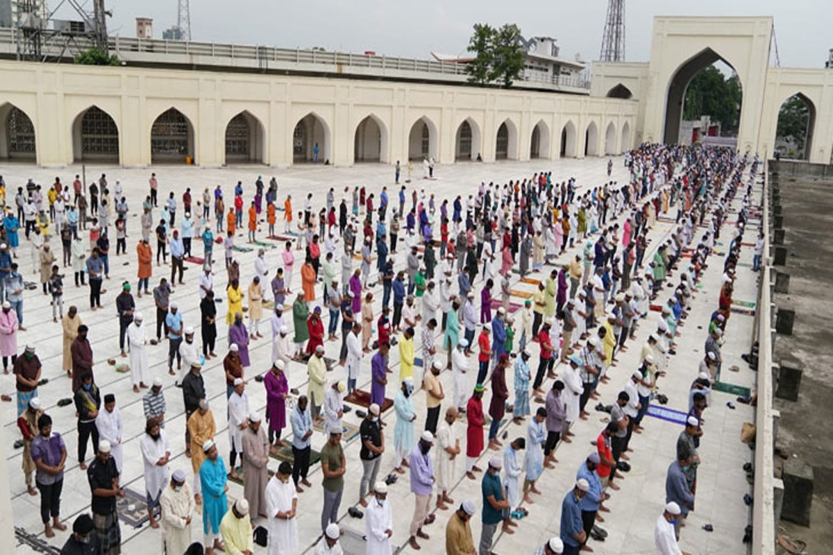 ঈদের জামাত কোথায় কখন