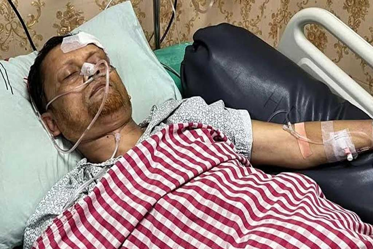 ছেলেকে বাঁচাতে গিয়ে হামলার শিকার সেই চিকিৎসক বাবার মৃত্যু