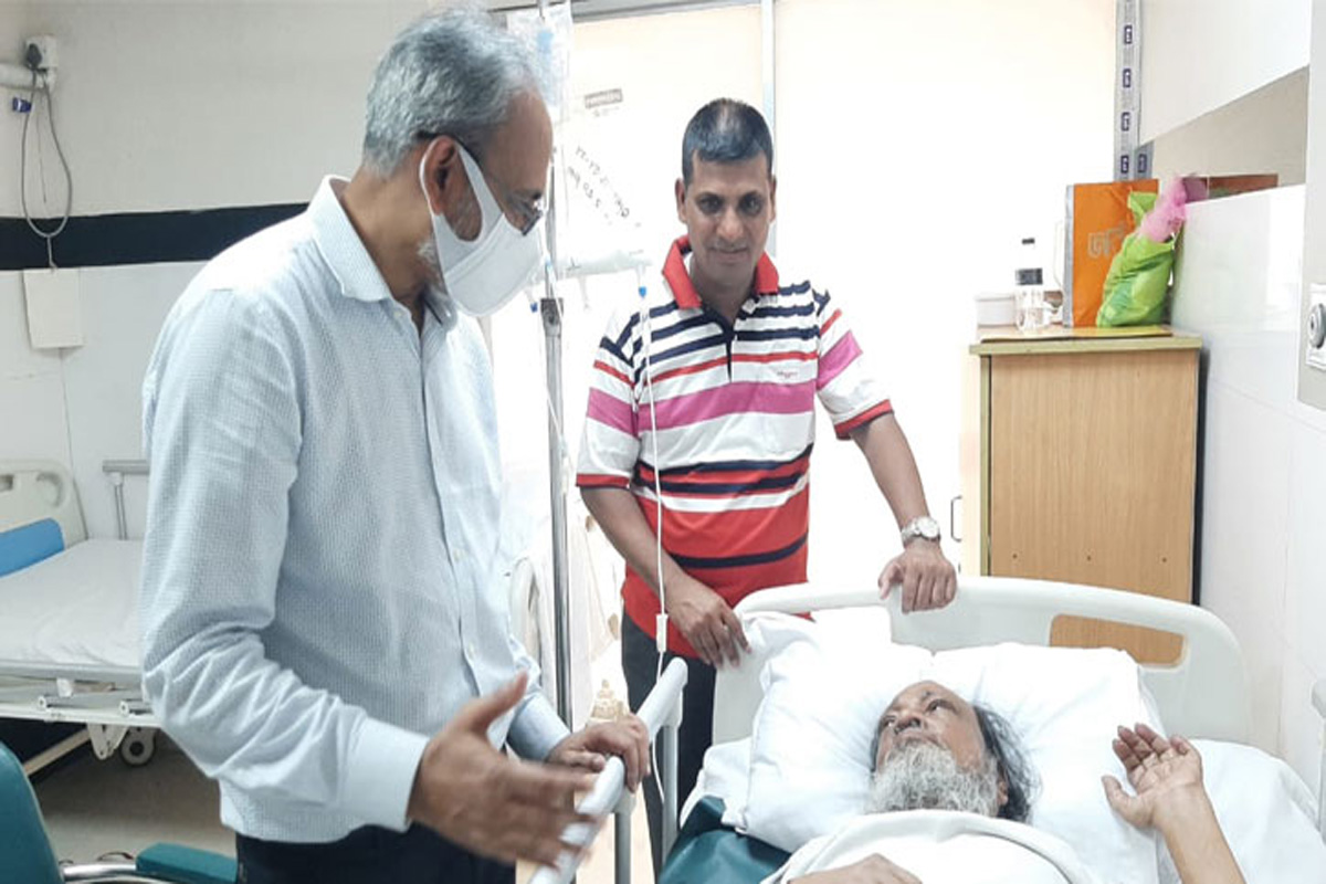‘ব্যারিস্টার রফিকের অবস্থা স্থিতিশীল হলেও আশঙ্কামুক্ত নন’