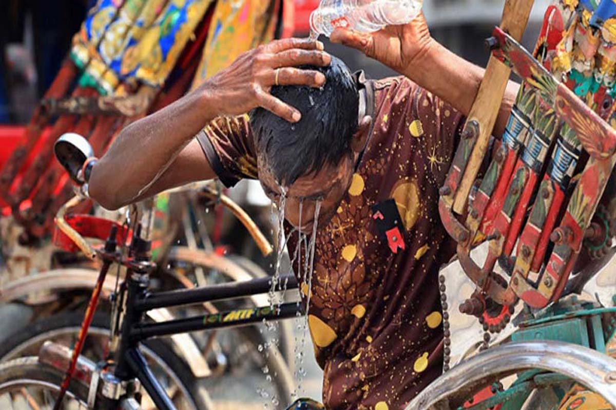 সিলেটে হিট স্ট্রোকে রিকশাচালকের মৃত্যু