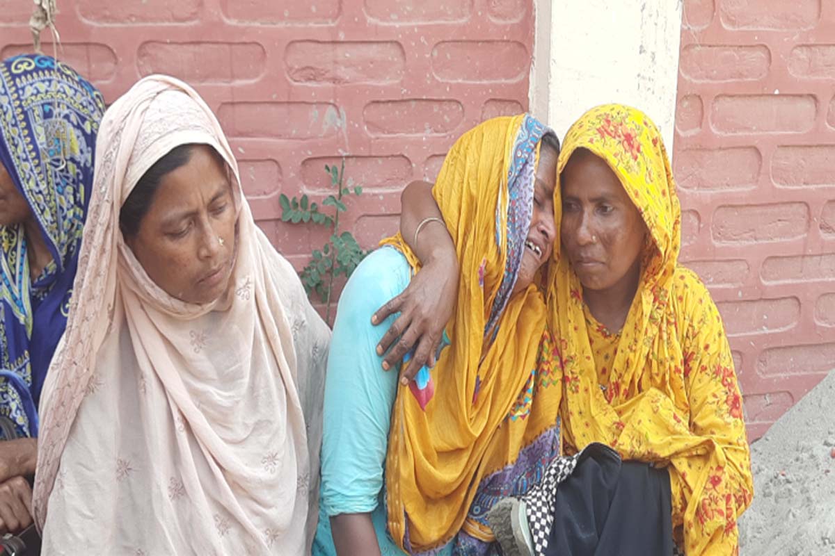মাদারীপুরে ট্রাক্টর উল্টে নিহত ২