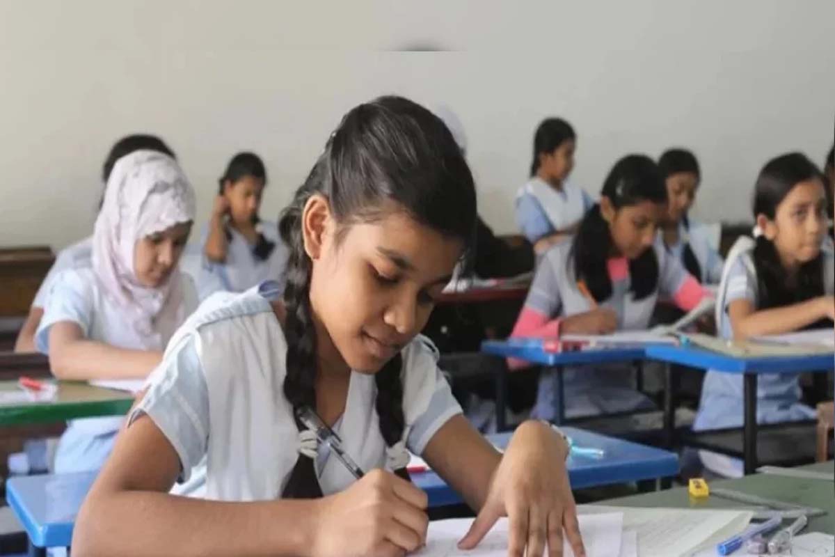 বৃহস্পতিবার পর্যন্ত স্কুল-মাদ্রাসা বন্ধ রাখতে হাইকোর্টের নির্দেশ