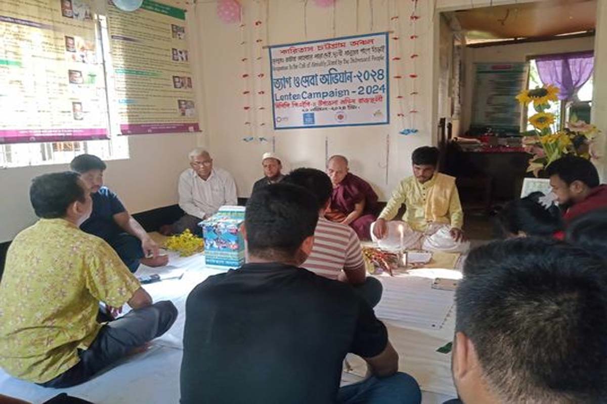কারিতাসের উদ্যোগে রাঙ্গামাটির রাজস্থলীতে ত্যাগ ও সেবা অভিযান