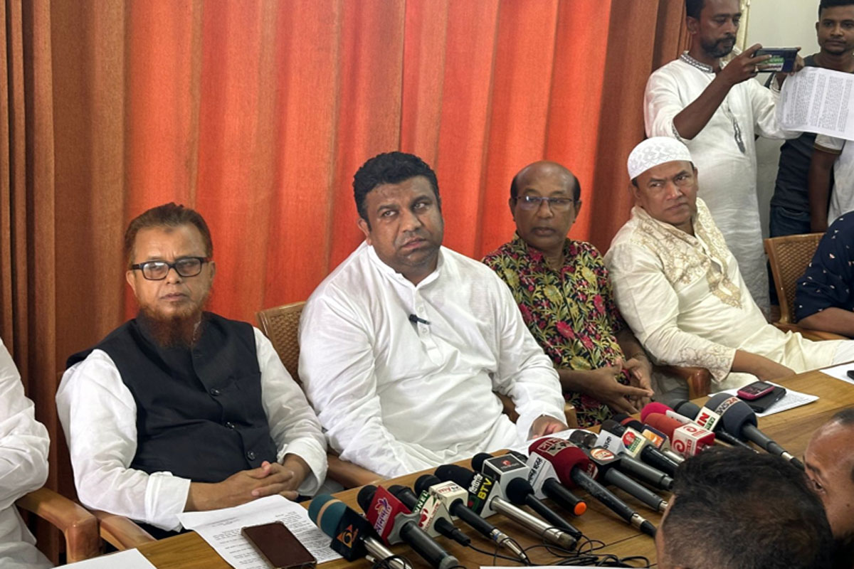 মাদারীপুরে সদর উপজেলা নির্বাচনে প্রতিদ্বন্দ্বী প্রার্থীর বিরুদ্ধে সংবাদ সম্মেলন