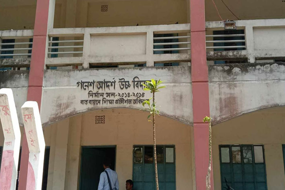 নীলফামারীতে জালভোট দিতে এসে ৩ যুবক আটক