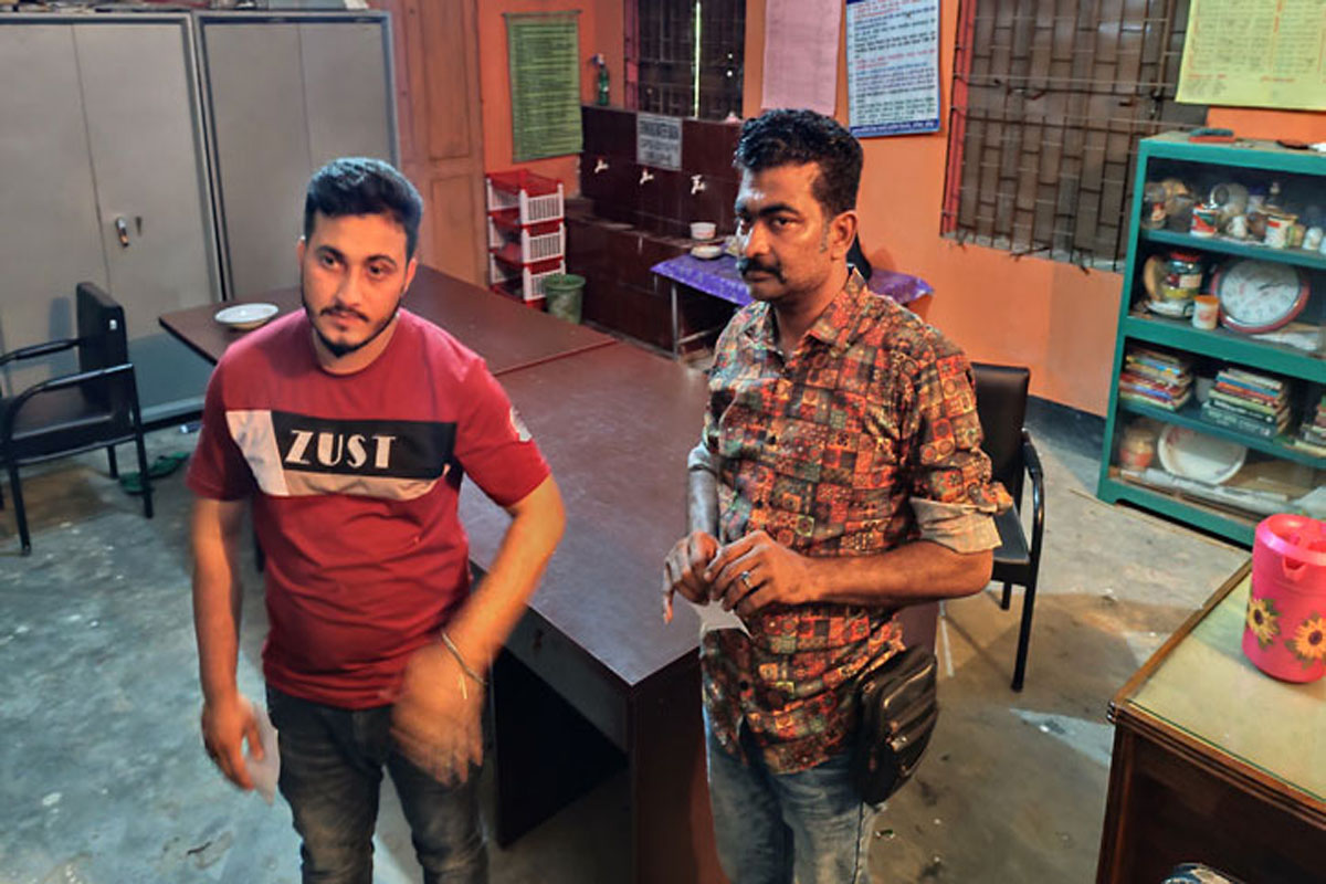 জাল ভোট দেওয়ায় আ. লীগ নেতাসহ দুইজনের কারাদণ্ড
