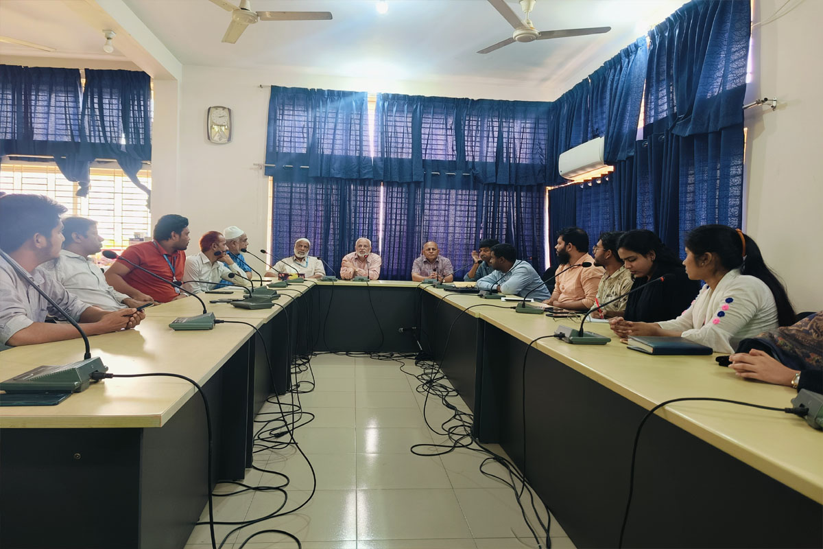 সমাবর্তন উপলক্ষে গবিসাসের সাথে প্রশাসনের মতবিনিময়