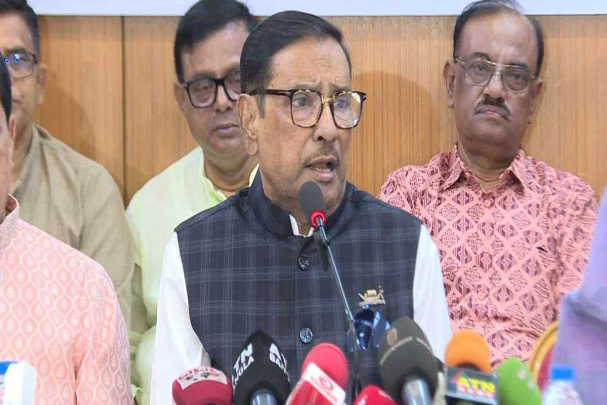 বাংলাদেশ ব্যাংকে সাংবাদিকরা কেন ঢুকবে, জানতে চান কাদের