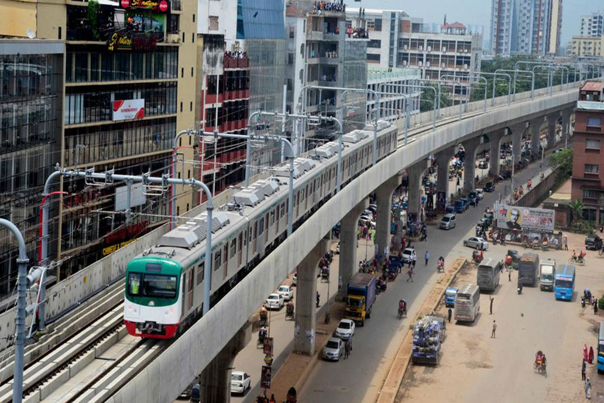 ‘মেট্রো‌রেল শুক্রবার চালুর খবর সত্য নয়’