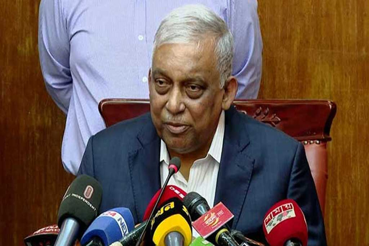 সাবেক সেনাপ্রধানের ওপর নিষেধাজ্ঞা নিয়ে যা বললেন স্বরাষ্ট্রমন্ত্রী