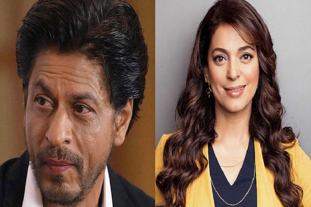 কেমন আছেন শাহরুখ, জানালেন জুহি চাওলা