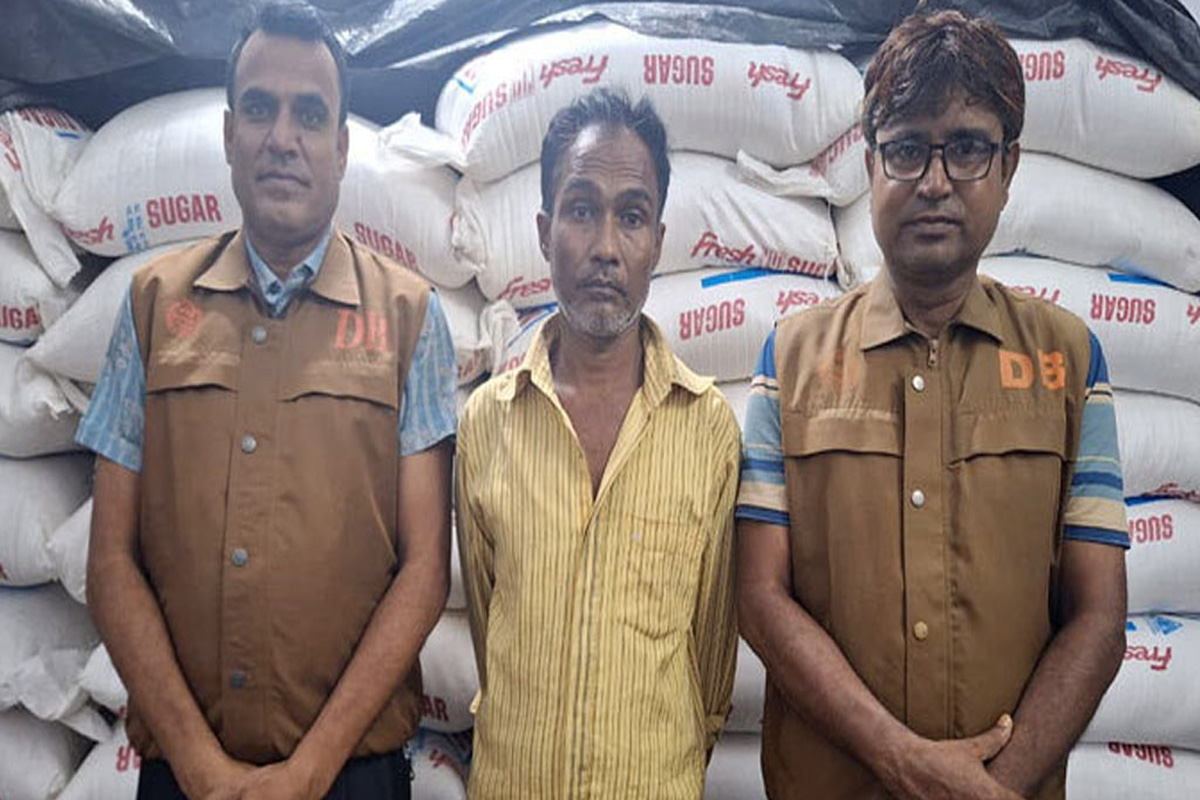২৮০ বস্তা ভারতীয় চিনি জব্দ, আটক ১