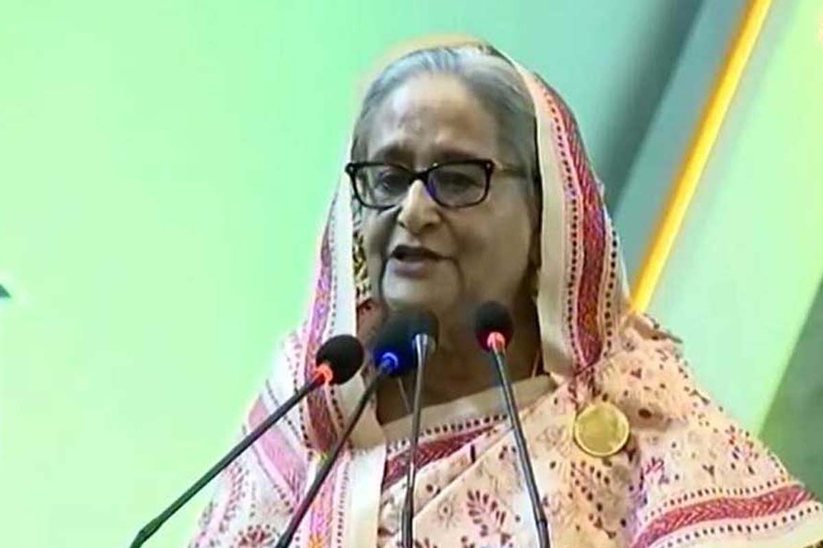 বিলাসিতা কমিয়ে শ্রমিকদের দিকে নজর দিন, মালিকদের উদ্দেশে প্রধানমন্ত্রী