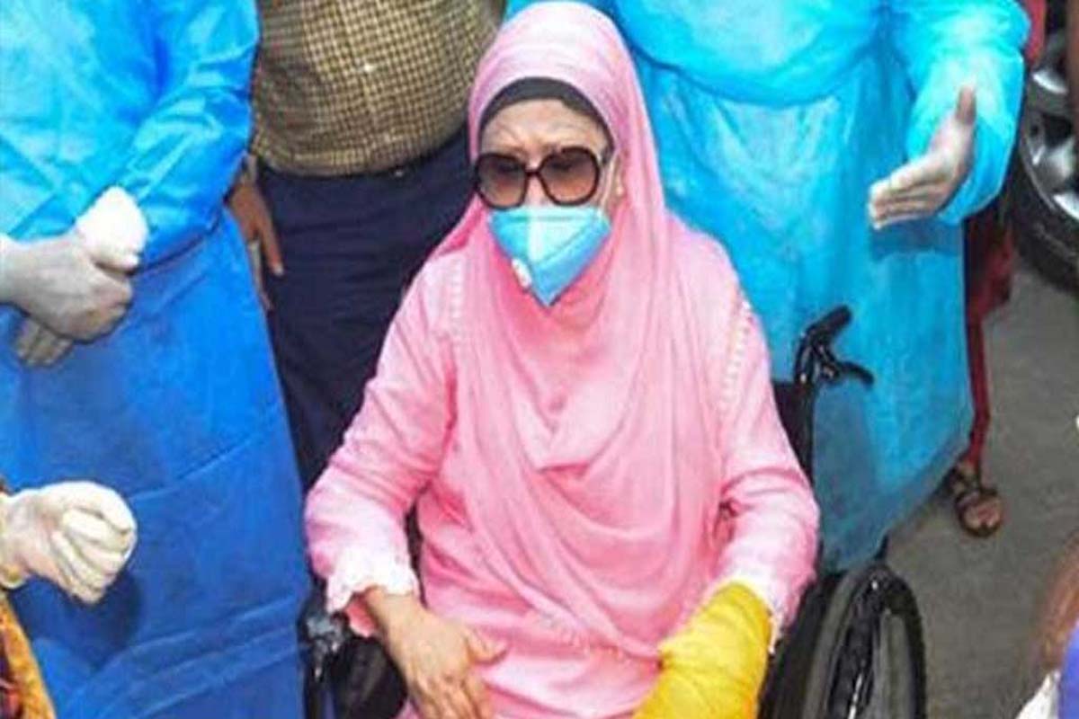 এভারকেয়ারের সিসিইউতে ভর্তি খালেদা জিয়া