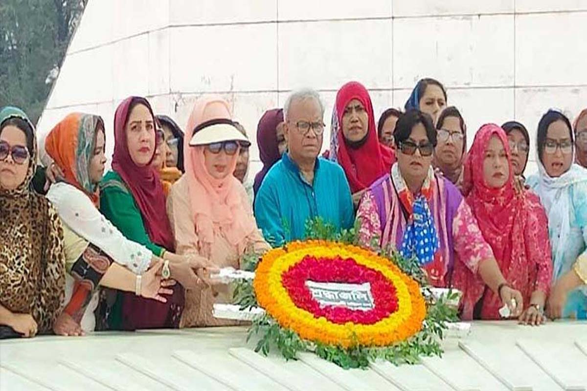 ‘সরকার ঋণের টাকা পরিশোধ করবে নাকি জনগণের উন্নয়ন করবে’