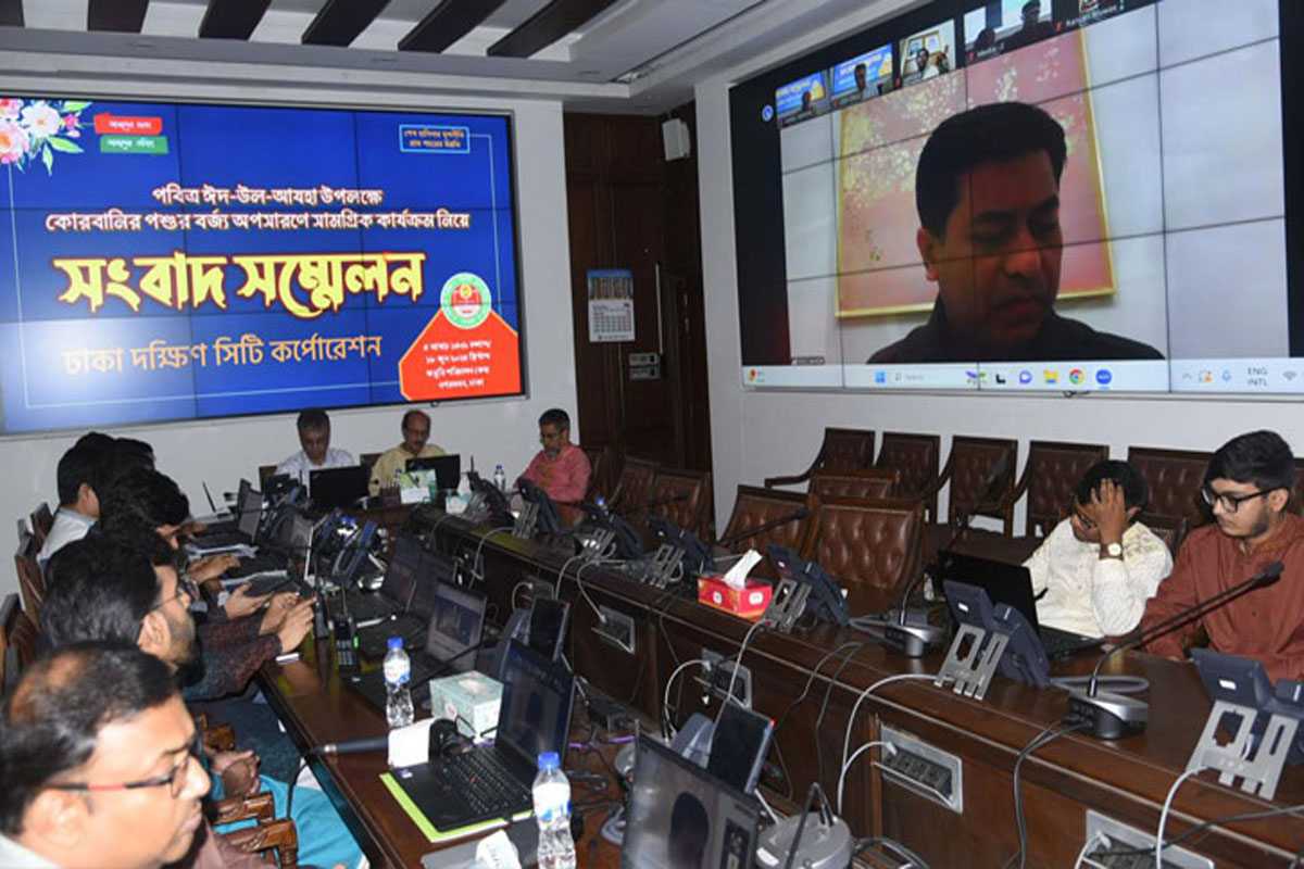 কোরবানির বর্জ্য অপসারণকে সেবার প্রতিযোগিতায় রূপান্তর করেছি: তাপস