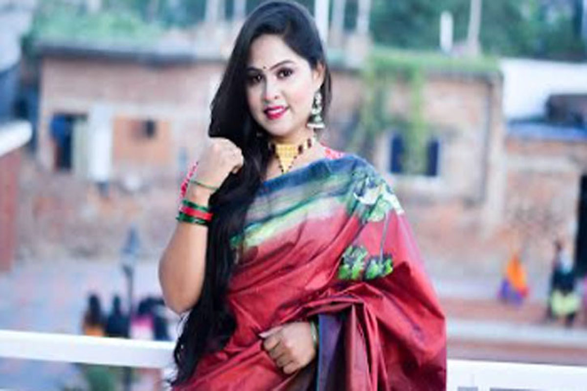 বয়স বাড়িয়ে মহিলা ভাইস চেয়ারম্যান, তদন্তে ইসি