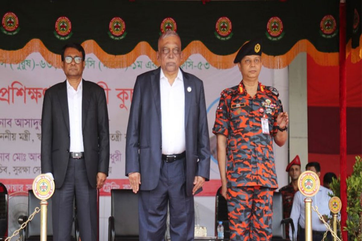নবীন ফায়ার ফাইটারদের শৃঙ্খলার সঙ্গে দায়িত্ব পালনের আহ্বান স্বরাষ্ট্রমন্ত্রীর