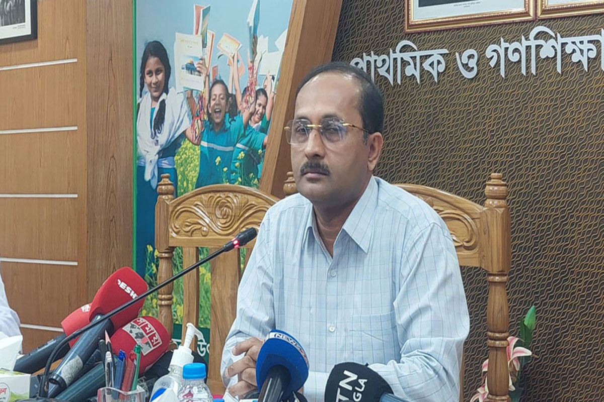 কম শিক্ষার্থী থাকা স্কুলের বিষয়ে যে তথ্য দিলেন: সচিব