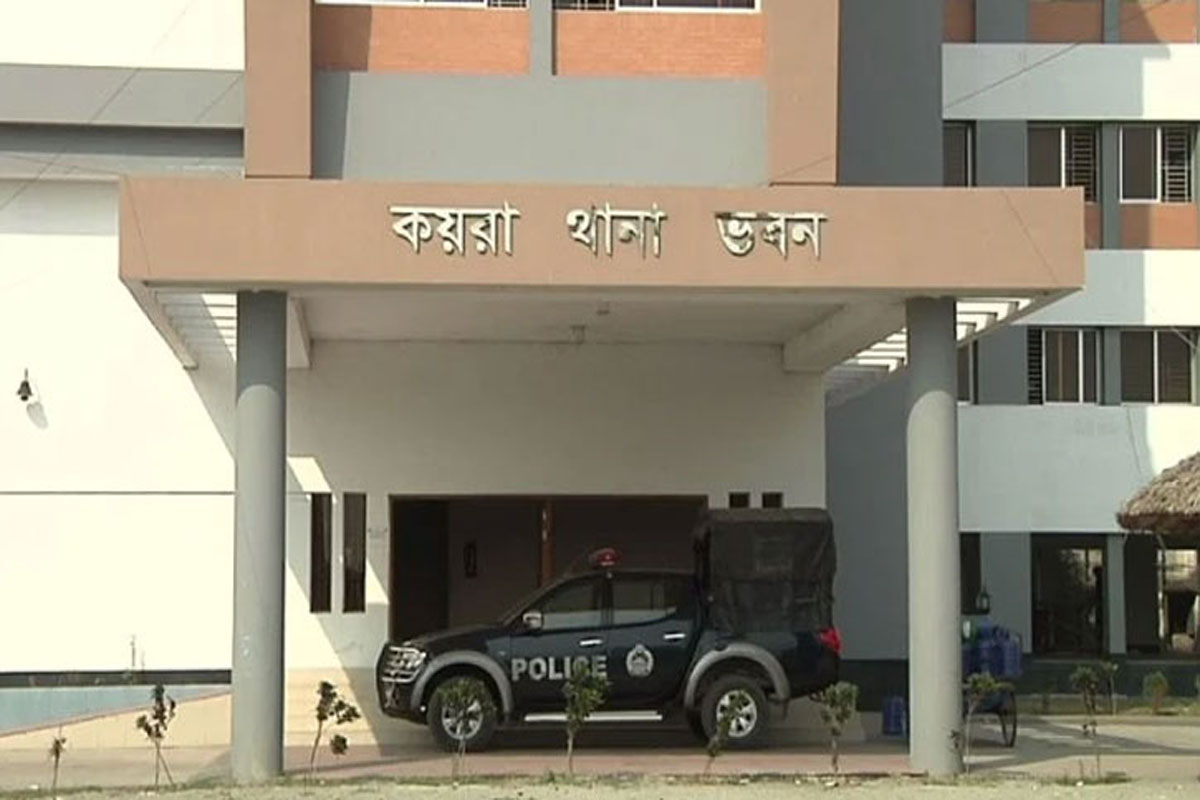 খুলনায় ২ এসআইয়ের মারামারি, মাথা ফাটল একজনের
