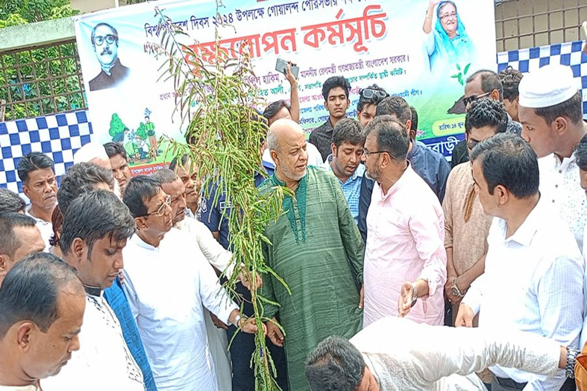 এবারের ঈদেও ট্রেনযাত্রা হবে নির্বিঘ্ন: রেলমন্ত্রী