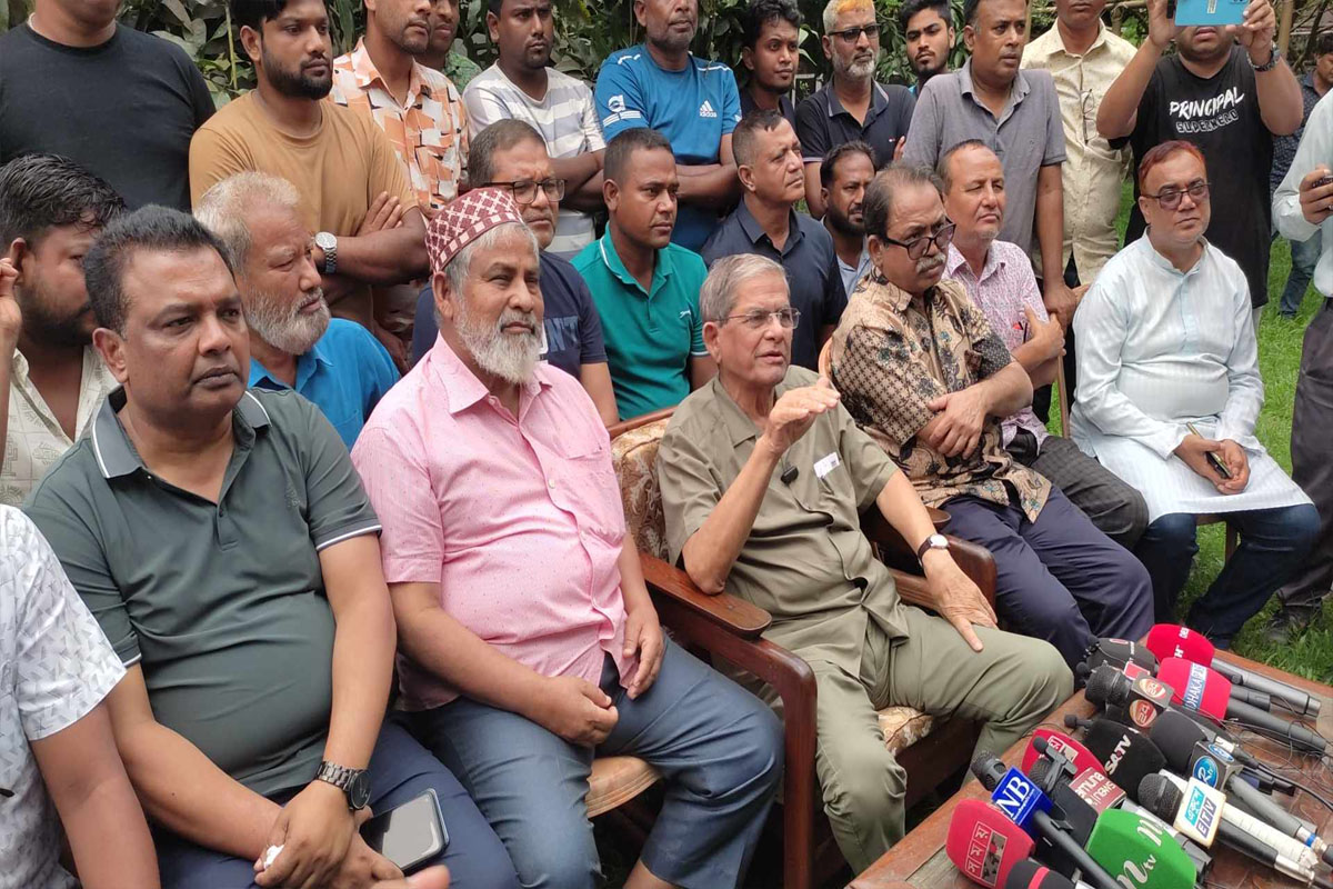 সেন্ট মার্টিন বিষয়ে কোনো পদক্ষেপ নিচ্ছে না সরকার-মির্জা ফখরুল