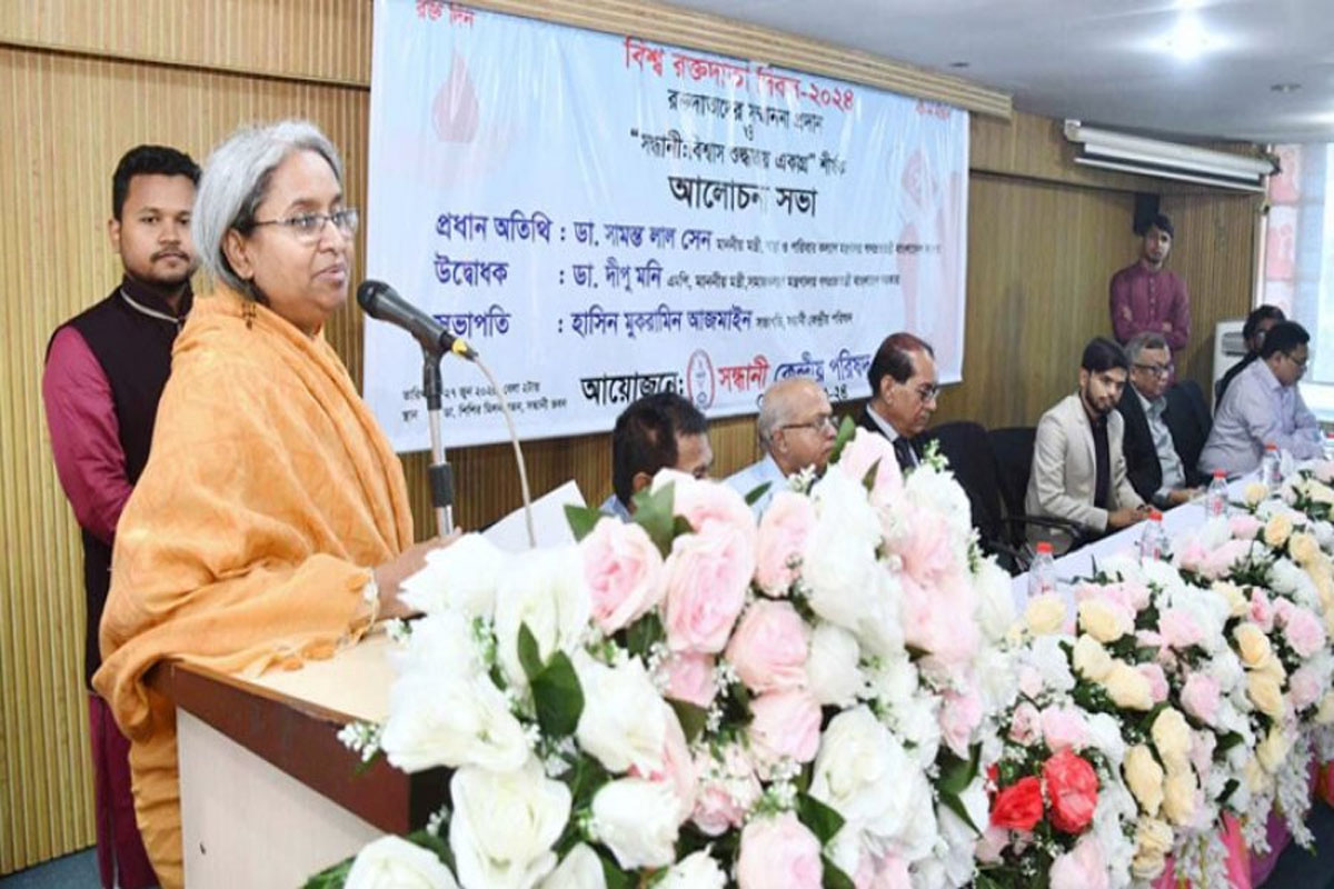 রক্তদান পবিত্র কাজ: ডা. দীপু মনি