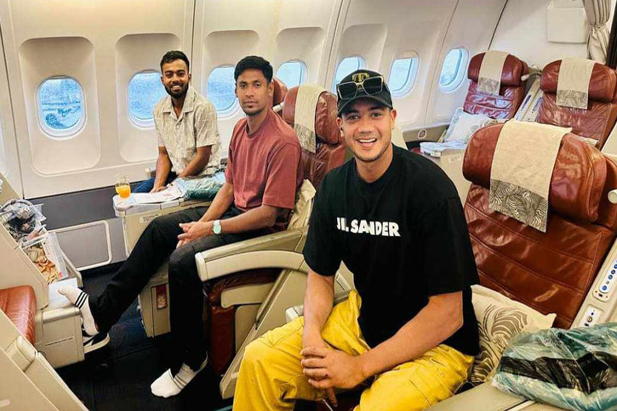 লঙ্কা প্রিমিয়ার লিগ খেলতে শ্রীলঙ্কায় তারা