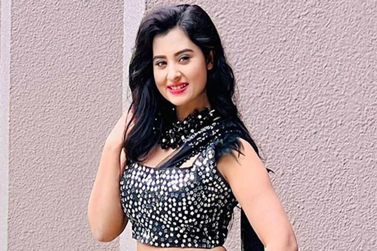 ‘রিভেঞ্জ’ নিয়ে ঈদে আসছেন বুবলী