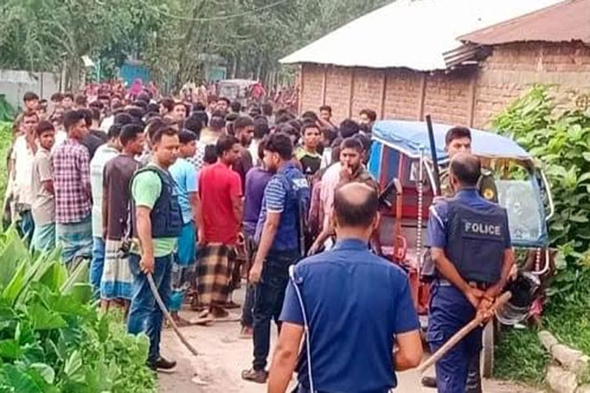 নাঙ্গলকোটে কোরবানি পশুর হাটের ইজারা নিয়ে সংঘর্ষ