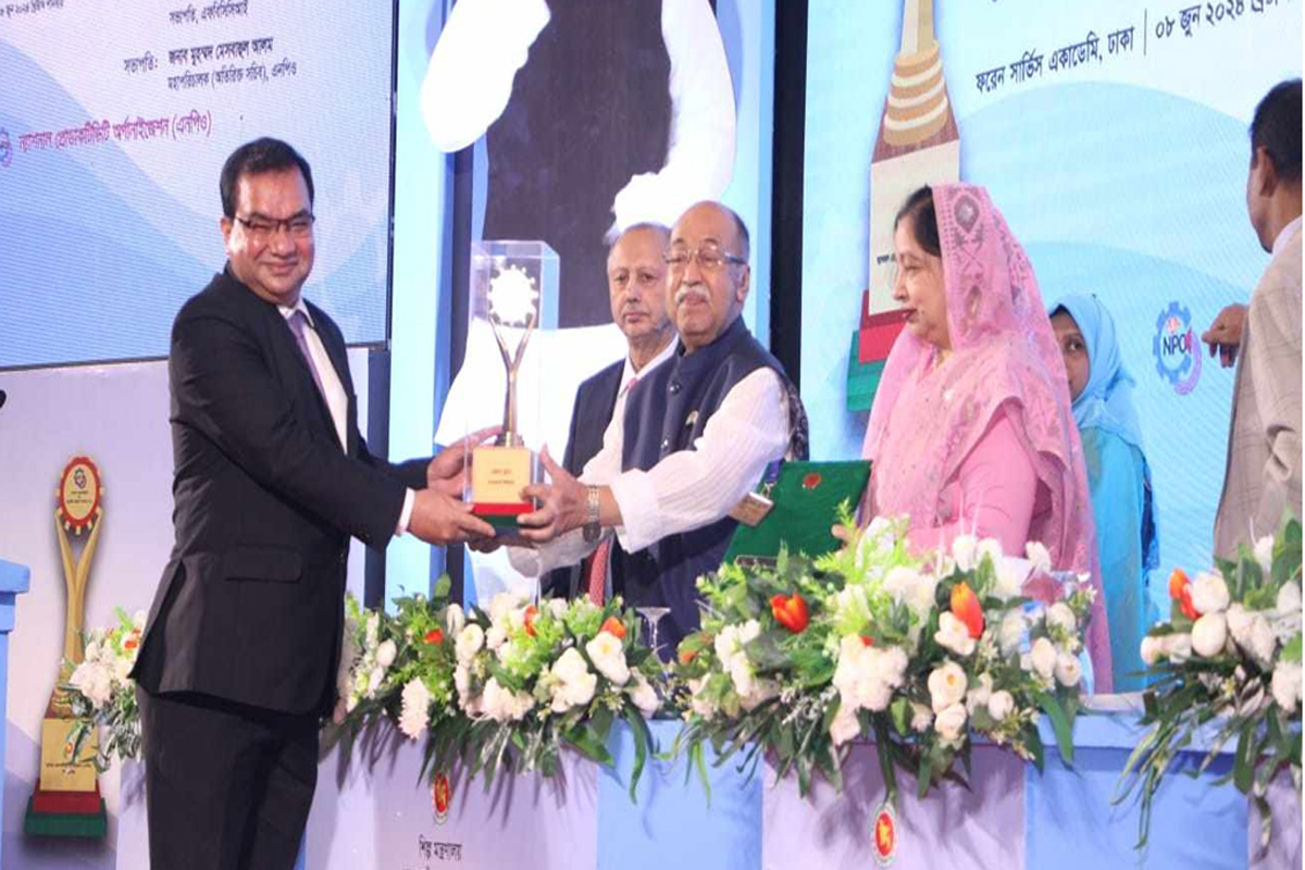 সেরা মাঝারি শিল্পে প্রথম পুরস্কার পেলো বায়োফার্মা