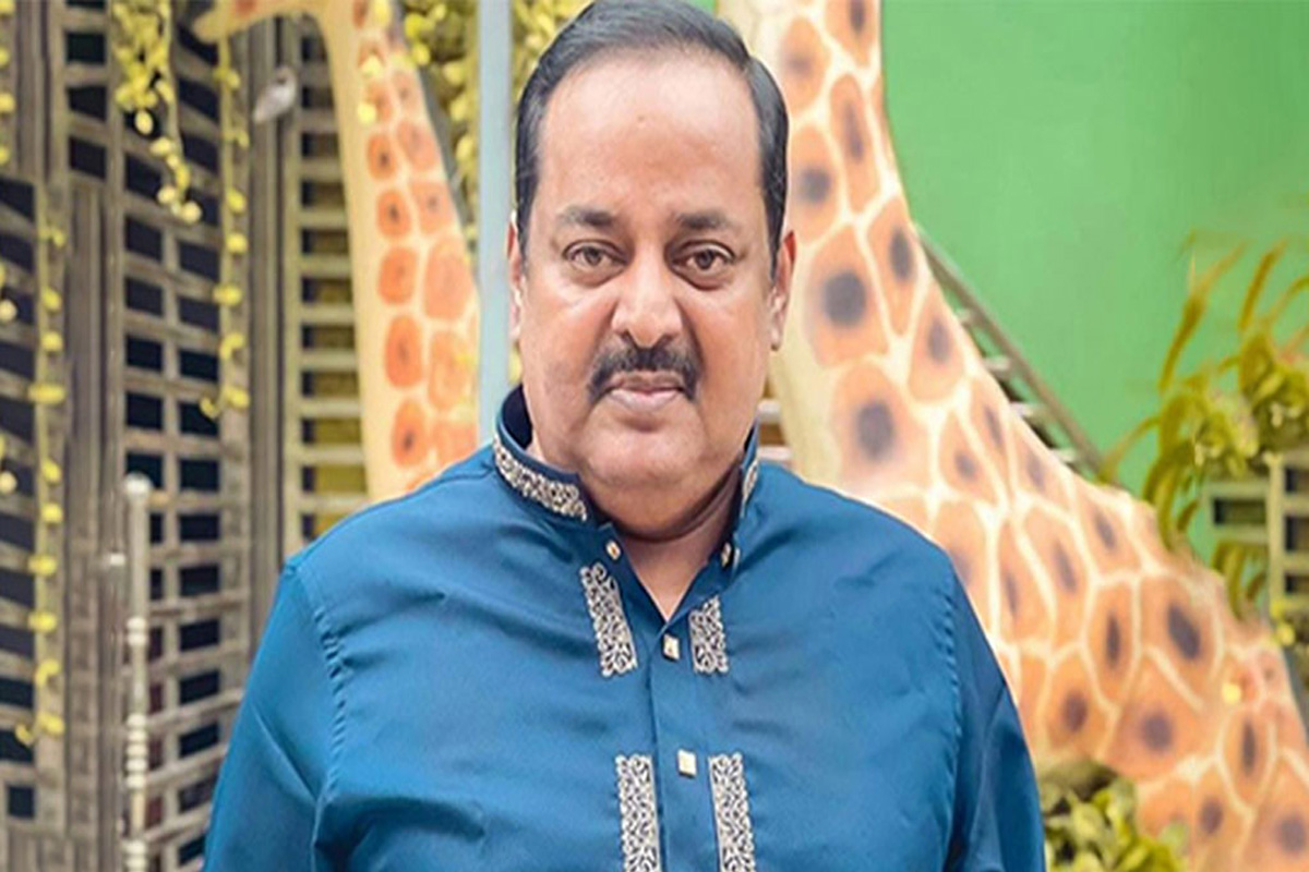 বড় ভাই লাইফ সাপোর্টে, সুস্থতার জন্য দোয়া চাইলেন ডিপজল