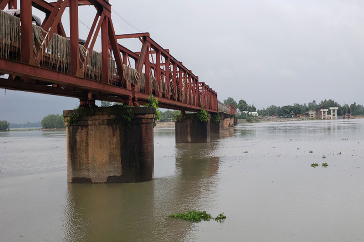 কুড়িগ্রামে বাড়ছে নদ-নদীর পানি