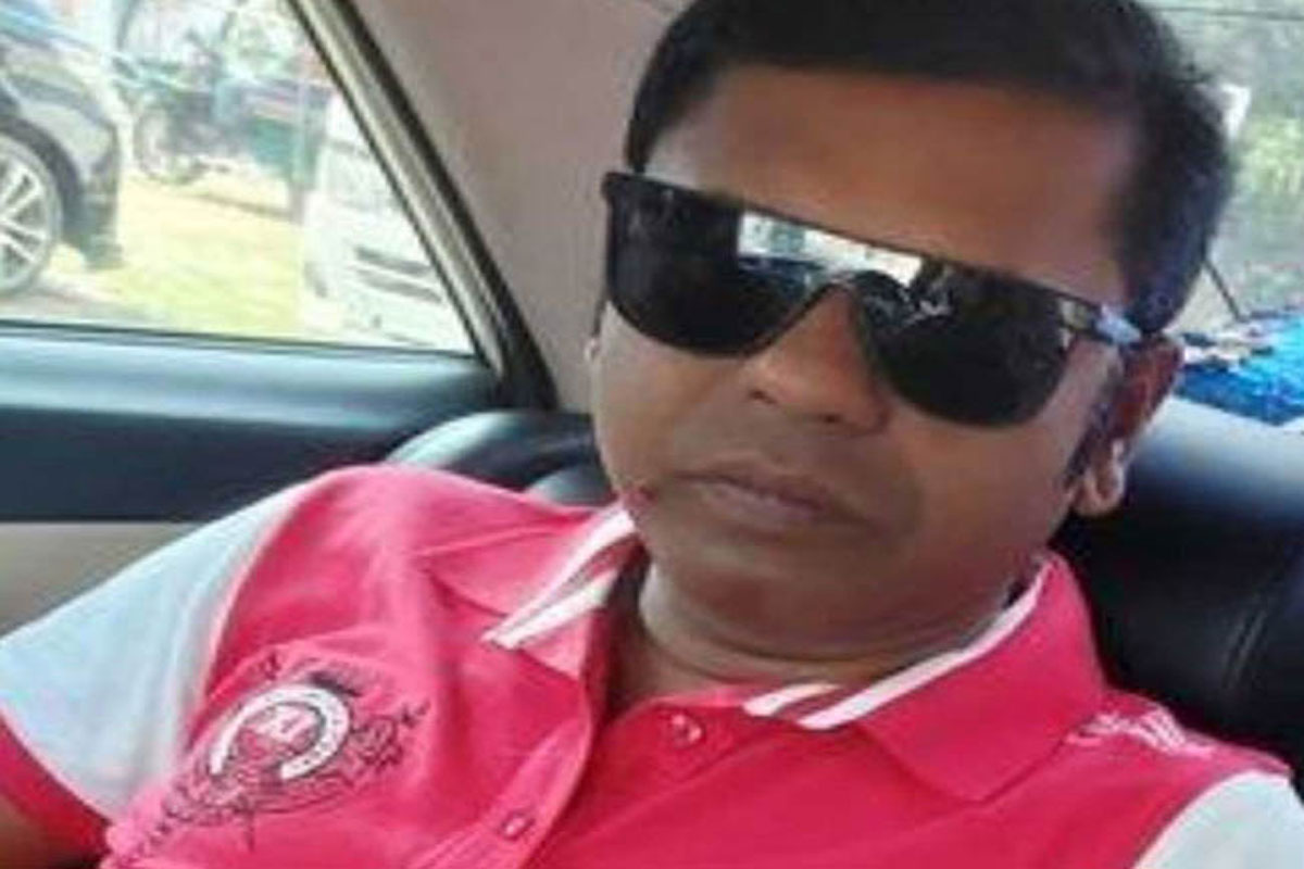 নড়াইলে পুলিশ কর্মকর্তা কে কুপিয়ে আহত করেছে দুর্বৃত্তরা