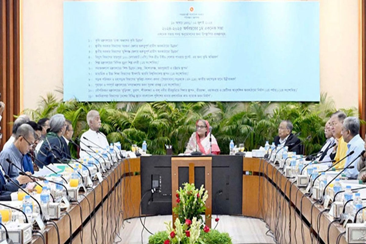 বন্যার আগাম প্রস্তুতি নেয়ার নির্দেশ প্রধানমন্ত্রীর