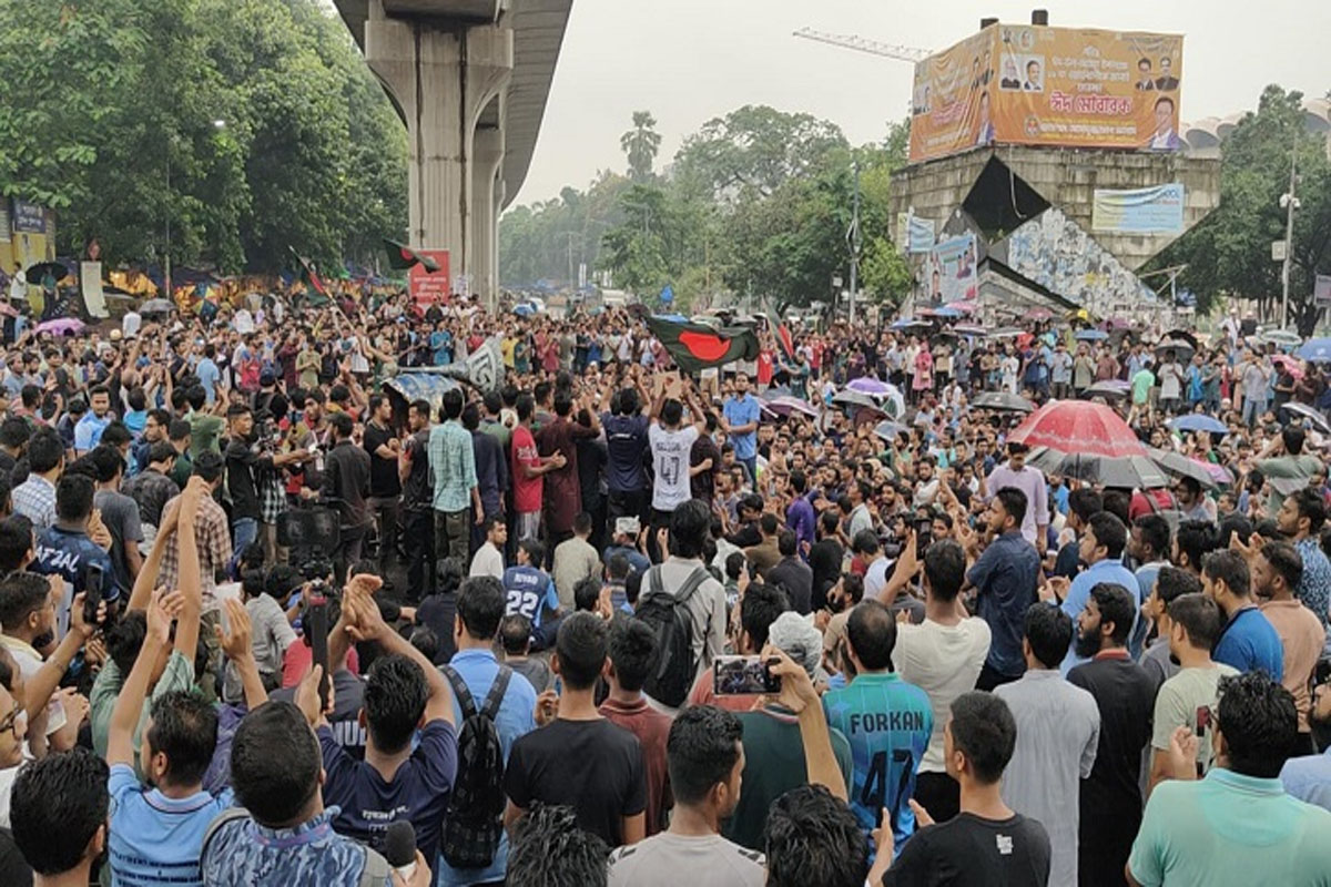 অবরোধ তুলে নিলো কোটা সংস্কার আন্দোলনকারীরা