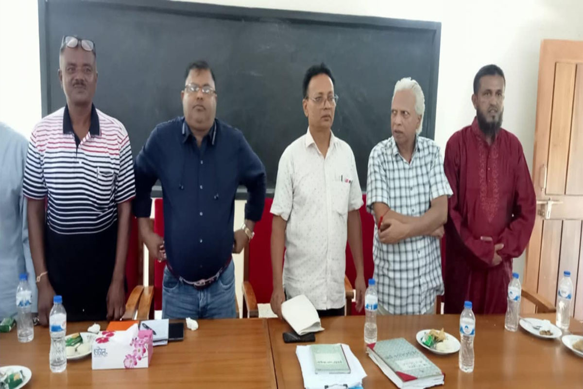 লোহাগড়ার ইতনা স্কুল এন্ড কলেজ পরিচালনা পর্ষদের প্রথম সভা অনুষ্ঠিত