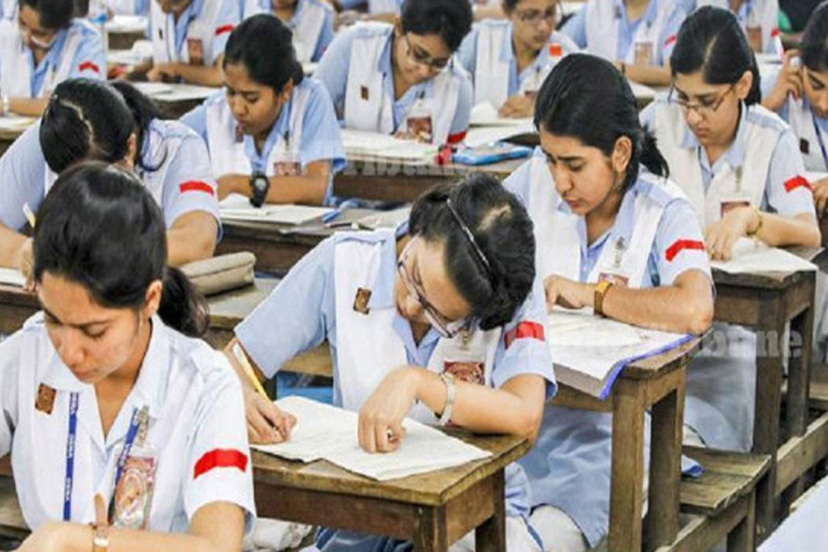 এইচএসসির স্থগিত পরীক্ষা ও একাদশের ক্লাস কবে ‍শুরু হবে, জানা গেল