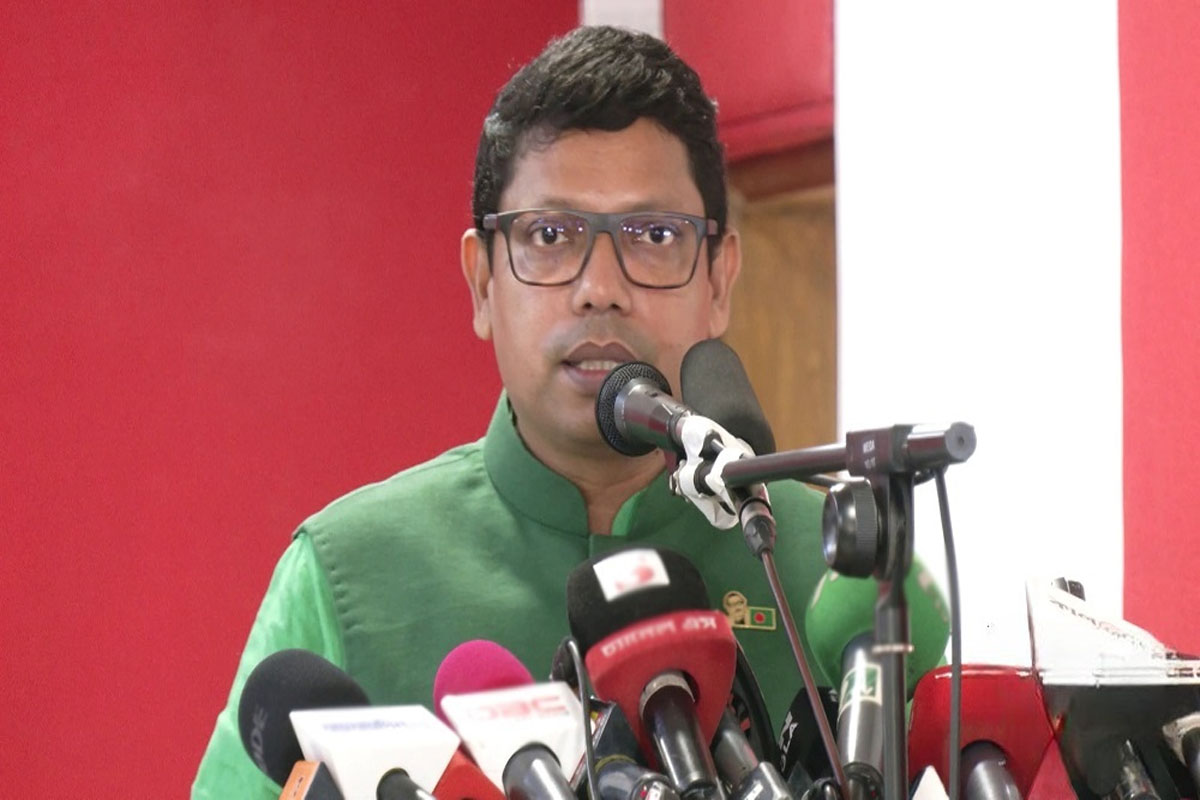 নাশকতার আগে ১ লাখ সিম যুক্ত হয় ঢাকার নেটওয়ার্কে: পলক