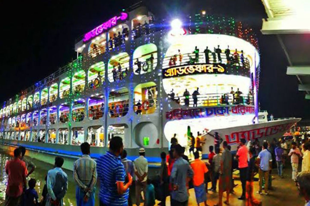কারফিউ শিথিলে বরিশাল-ঢাকা রুটে লঞ্চ চলাচল শুরু