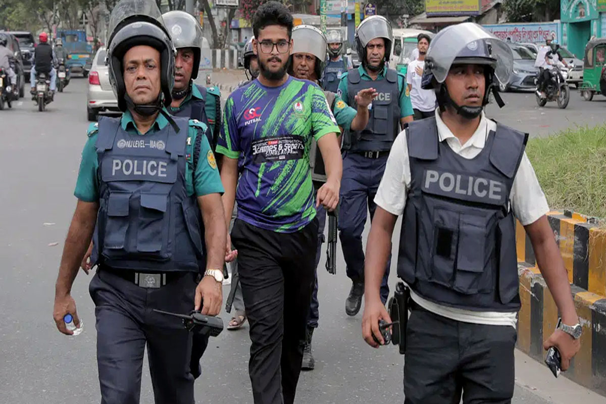 রাজধানীর বিভিন্ন স্থানে বিক্ষোভ, আটক ২০