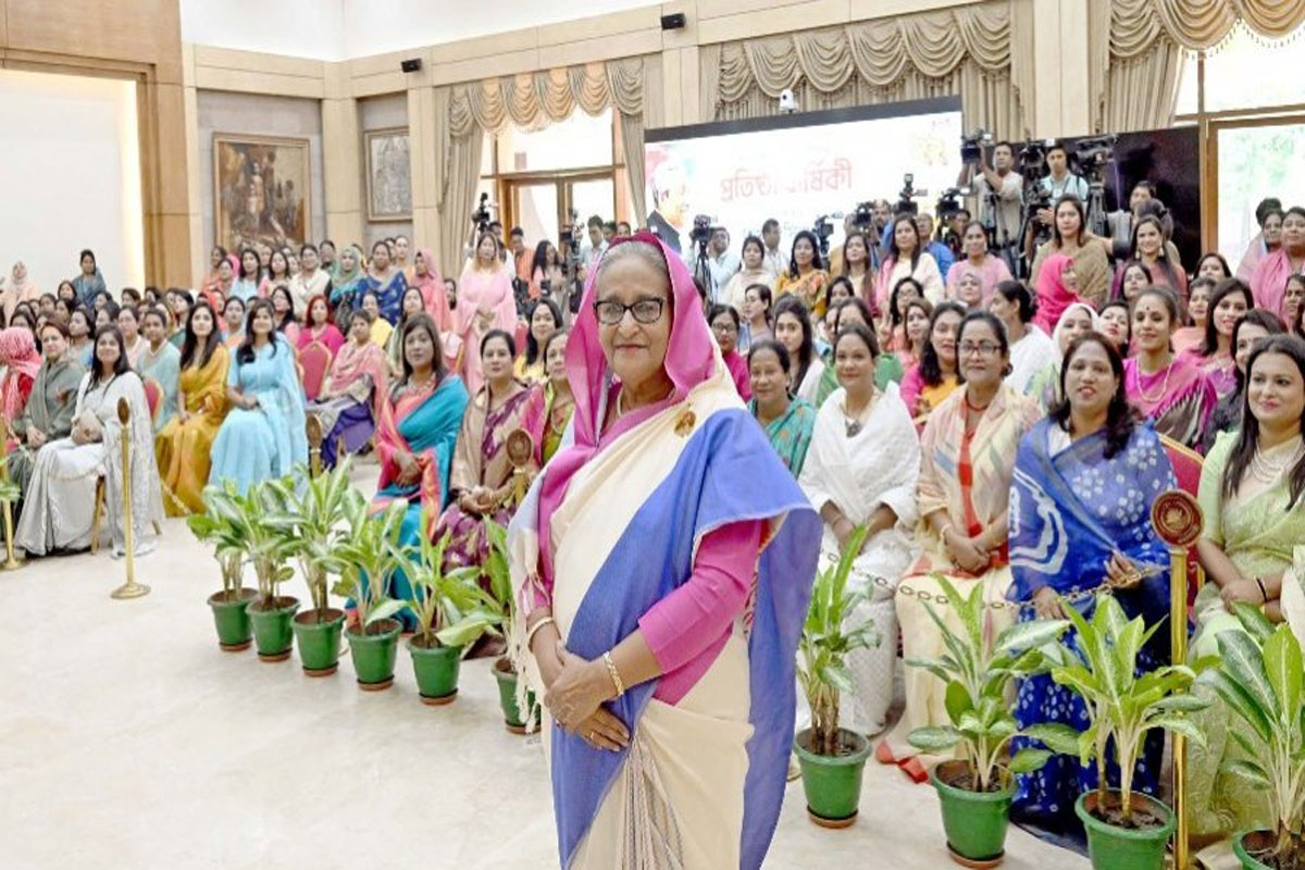 আ.লীগের নেতাকর্মীদের পেনশন স্কিমে যুক্ত হতে বললেন শেখ হাসিনা