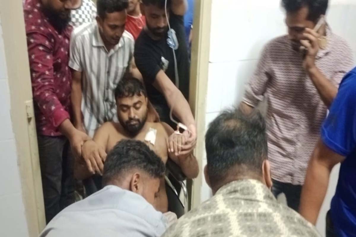 নড়াইলে দূর্বৃত্তদের গুলিতে বিজিবি সদস্য ও স্বেচ্ছাসেবক দলের নেতাসহ ৩ জন গুলিবিদ্ধ