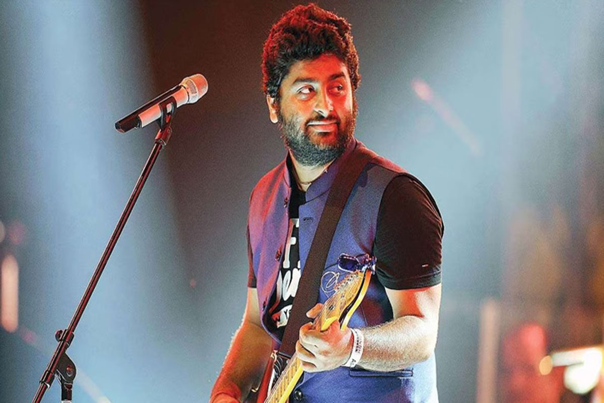 ক্ষমা চেয়ে সব কনসার্ট স্থগিত করলেন অরিজিৎ