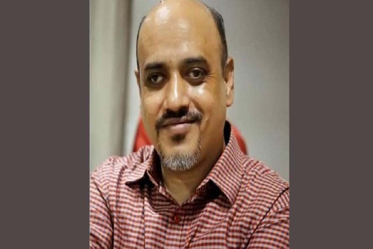 প্রধান উপদেষ্টার উপ-প্রেস সচিব পদে নিয়োগ পেলেন আজাদ মজুমদার
