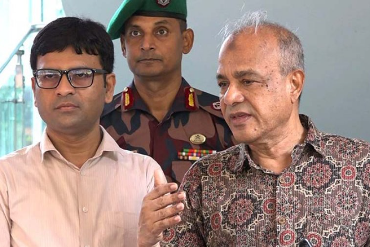 ‘কাজে যোগ না দেওয়া ১৮৭ পুলিশ কর্মকর্তা সন্ত্রাসী, সরাসরি গ্রেফতার করা হবে’