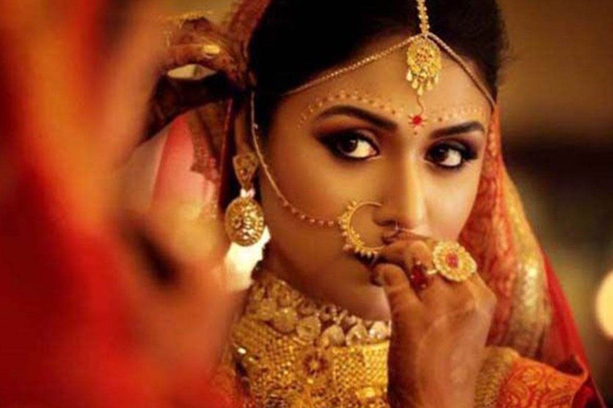 বিয়ের পিড়িতে বসছেন? কম সময়ে ত্বকের যত্ন নেবেন যেভাবে