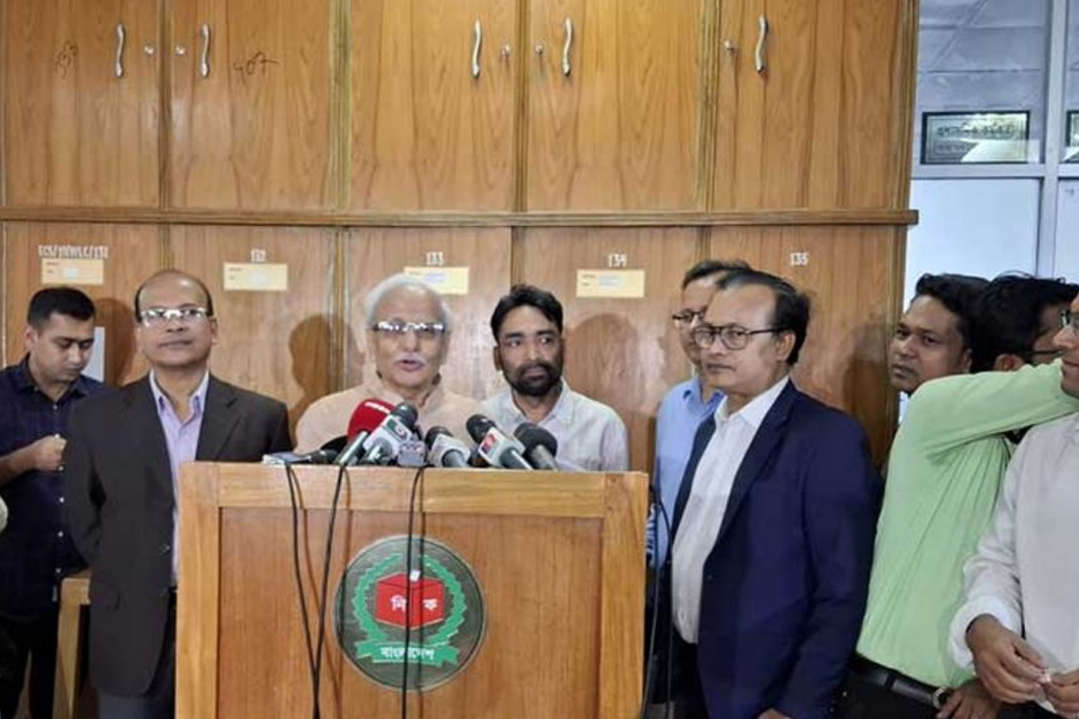 সরাসরি ভোটে রাষ্ট্রপতি নির্বাচনের প্রস্তাব, যা বললেন বদিউল আলম