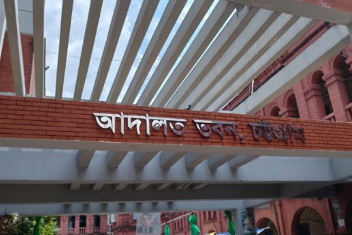 রেস্তোরাঁ কর্মচারীর নামে ১২ কোটি টাকার ঋণ, এস আলমসহ ৬ জনের বিরুদ্ধে মামলা