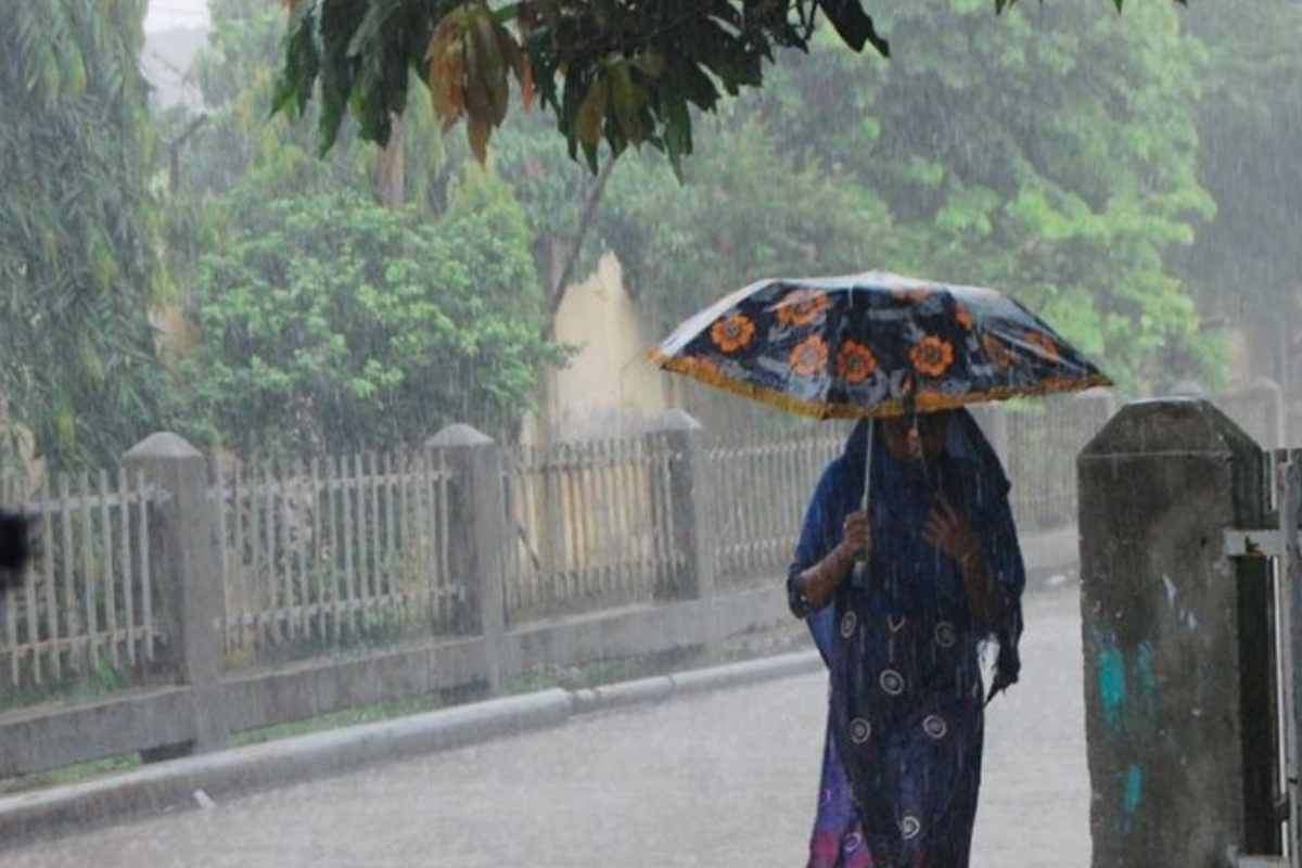 সাগরে ফের লঘুচাপ, যেসব বিভাগে বৃষ্টি হতে পারে আজ